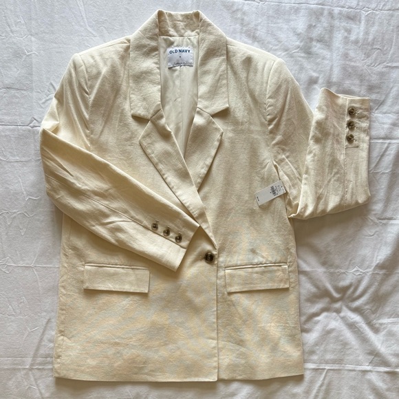 Old Navy Jackets & Blazers - NWT - Old Navy Women’s Size MEDIUM Cream-Colored Blazer